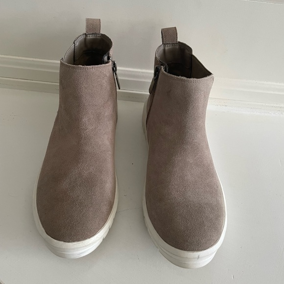 Blondo - Florette Waterproof Bootie - Picture 4 of 7